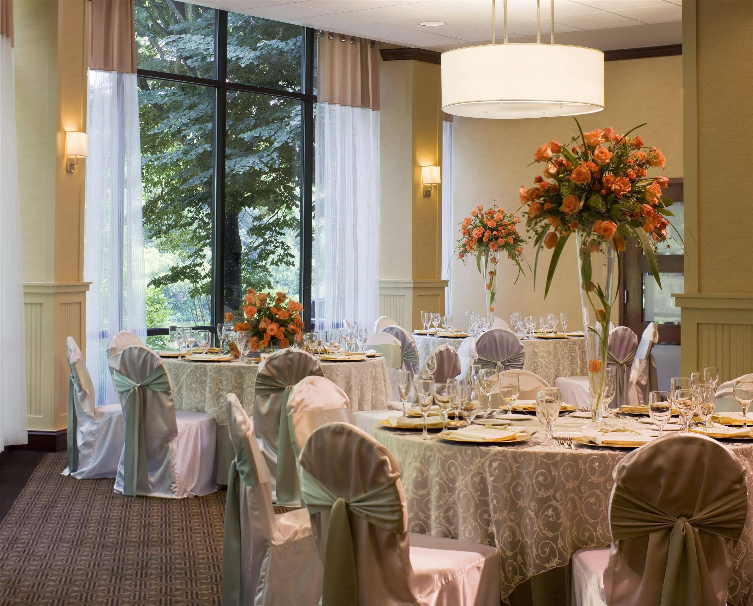 Merriweather Lakehouse Hotel, Autograph Collection Кълъмбия Екстериор снимка